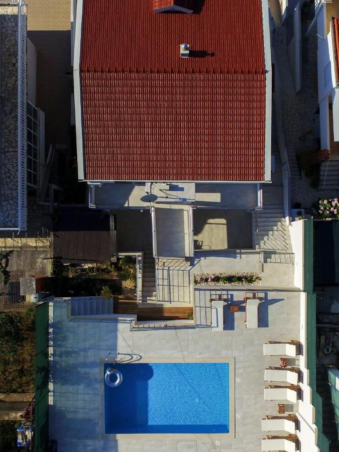 Apartmani Antonia 特罗吉尔 外观 照片