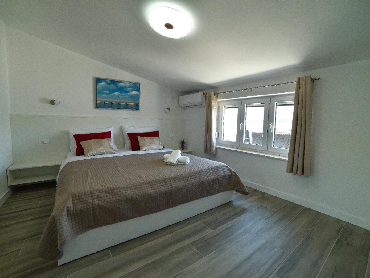 Apartmani Antonia 特罗吉尔 外观 照片