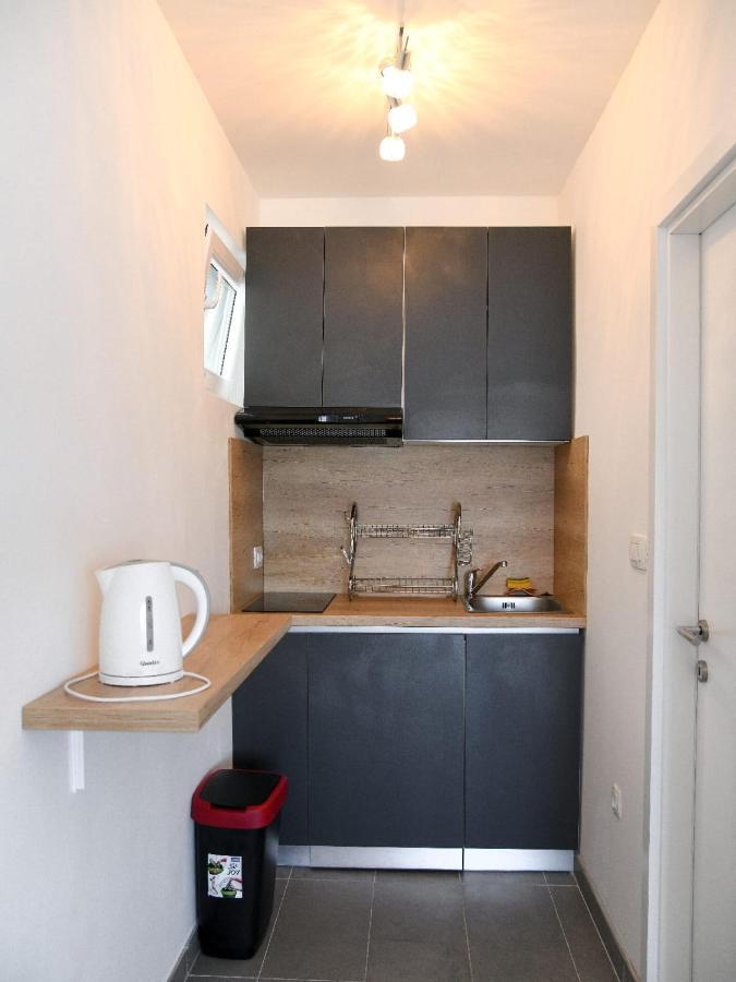 Apartmani Antonia 特罗吉尔 外观 照片