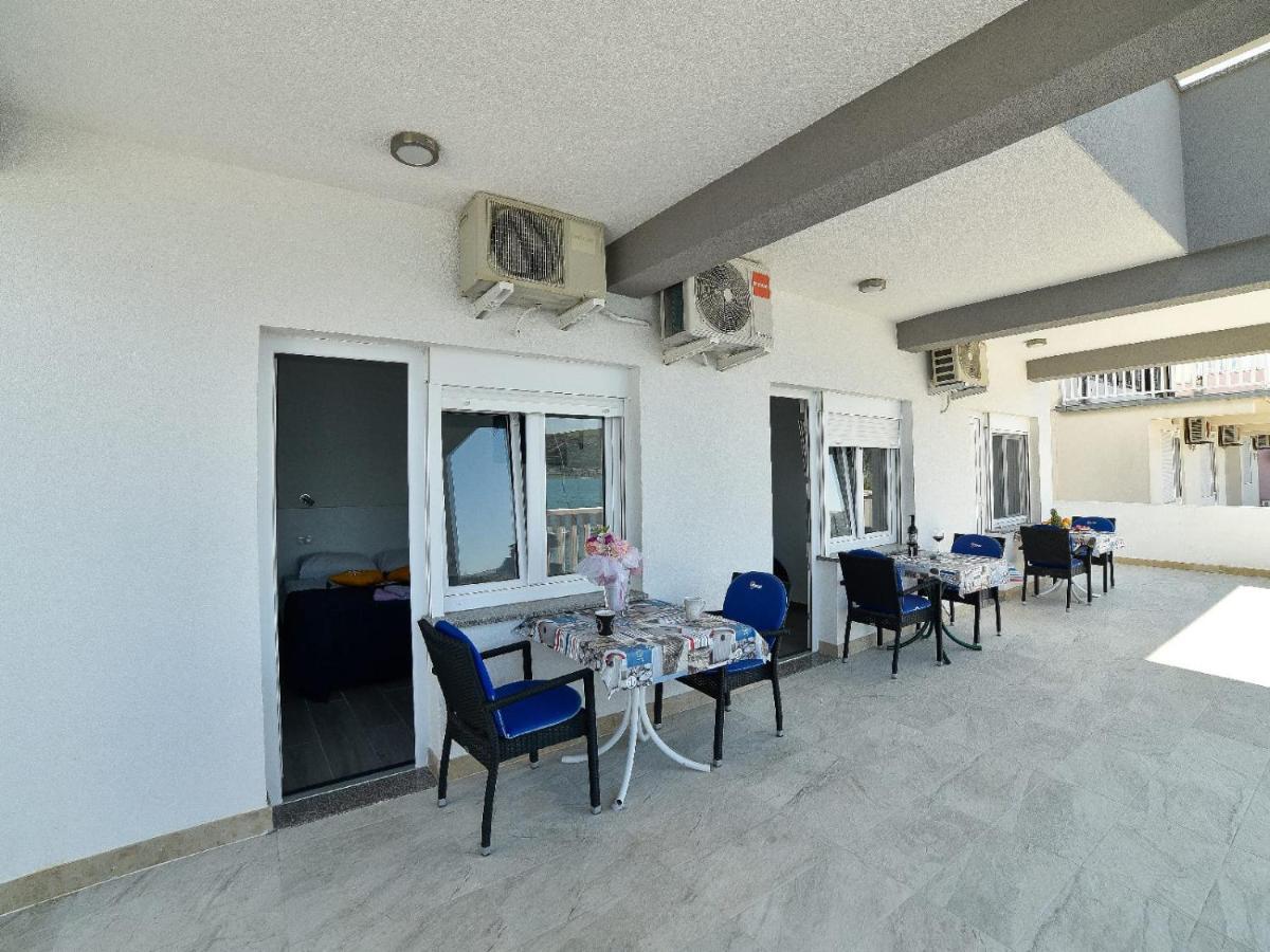 Apartmani Antonia 特罗吉尔 外观 照片