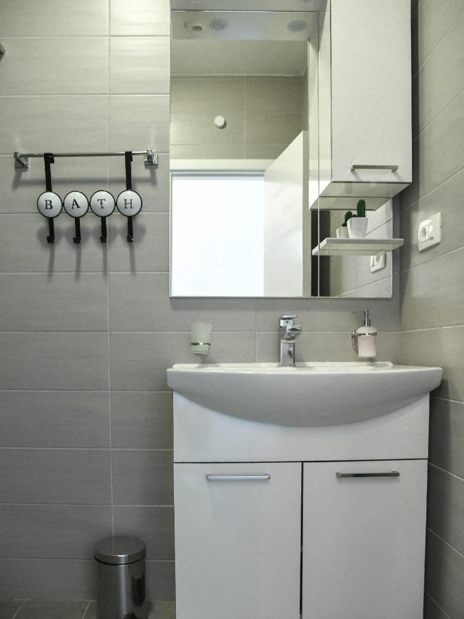 Apartmani Antonia 特罗吉尔 外观 照片